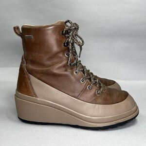 The Original Muck Boot Women's Size 7.5 Liberty Wedge Waterproof Boots
